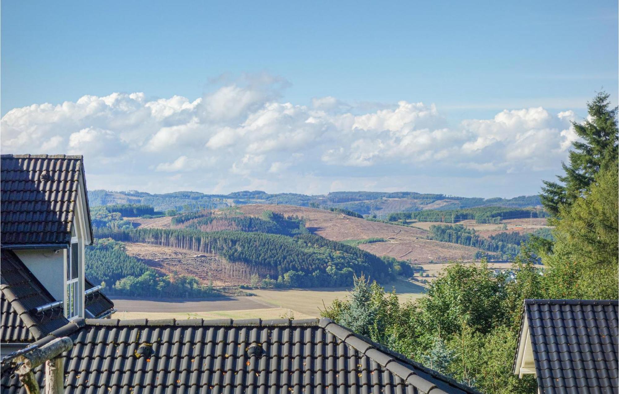 Gorgeous Home In Attendorn With Kitchen Esterno foto