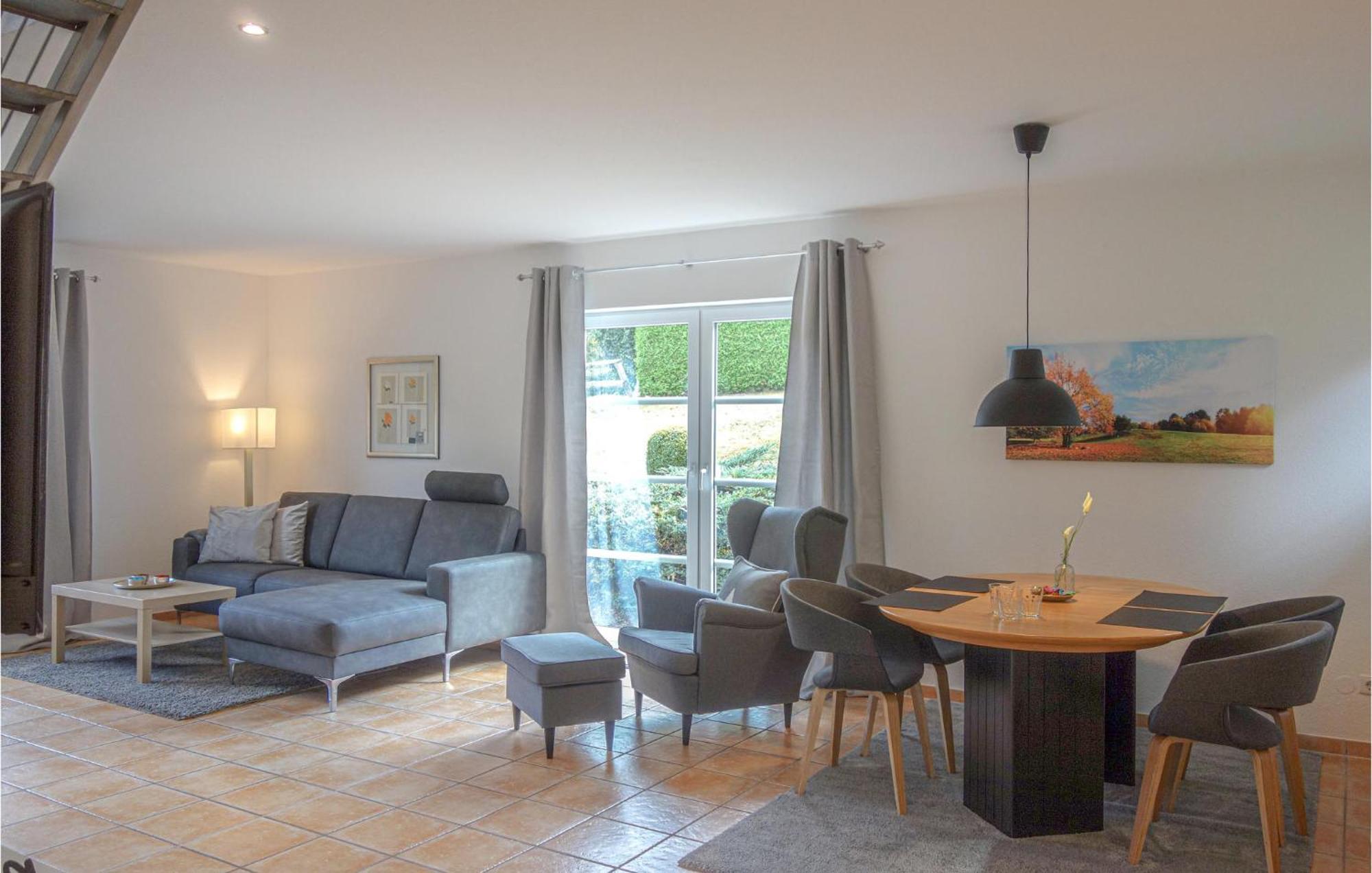 Gorgeous Home In Attendorn With Kitchen Esterno foto