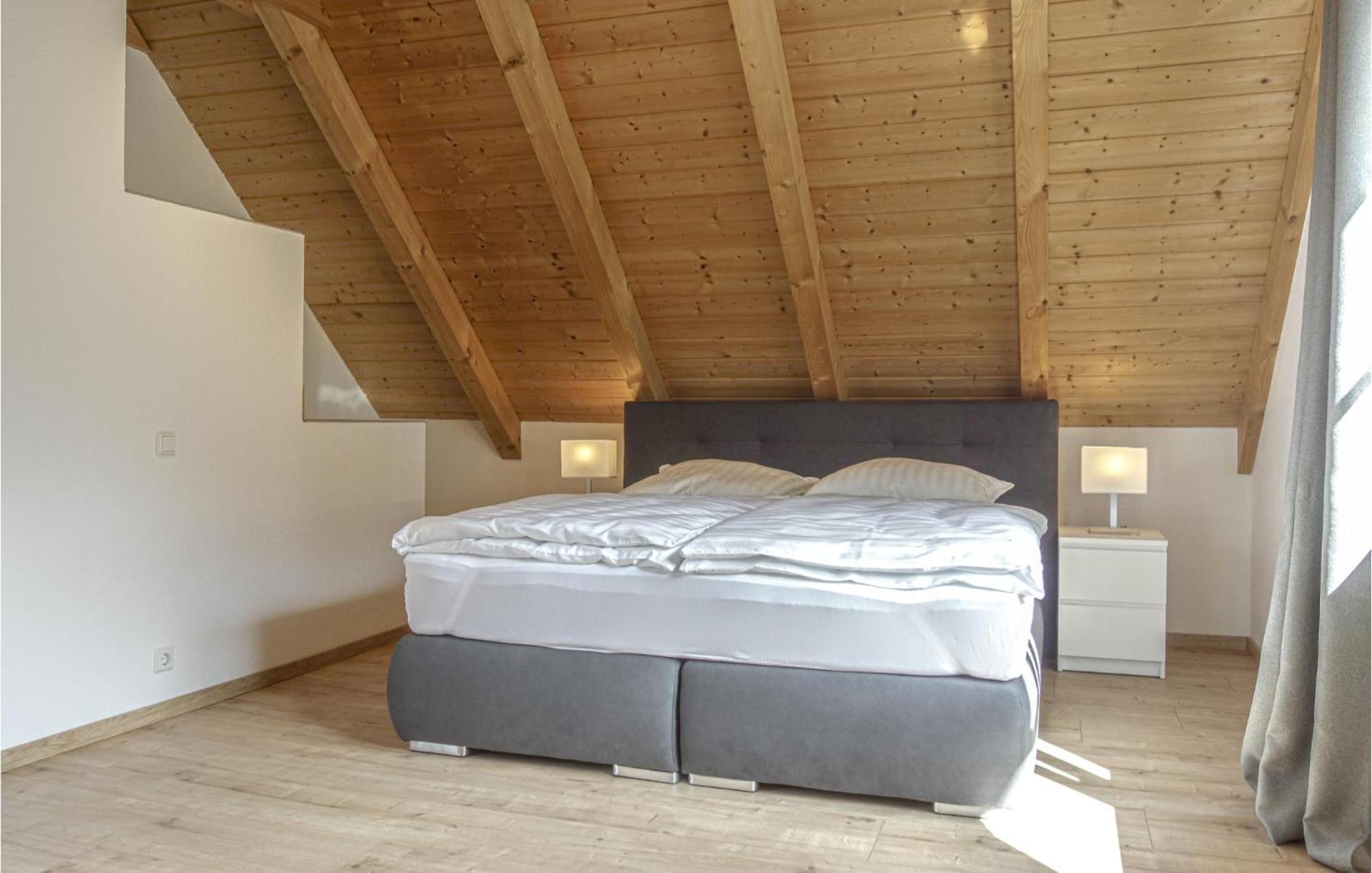 Gorgeous Home In Attendorn With Kitchen Esterno foto
